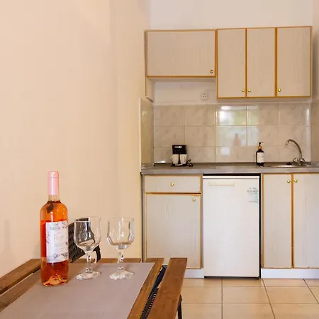42 Herakleous Apartamento *